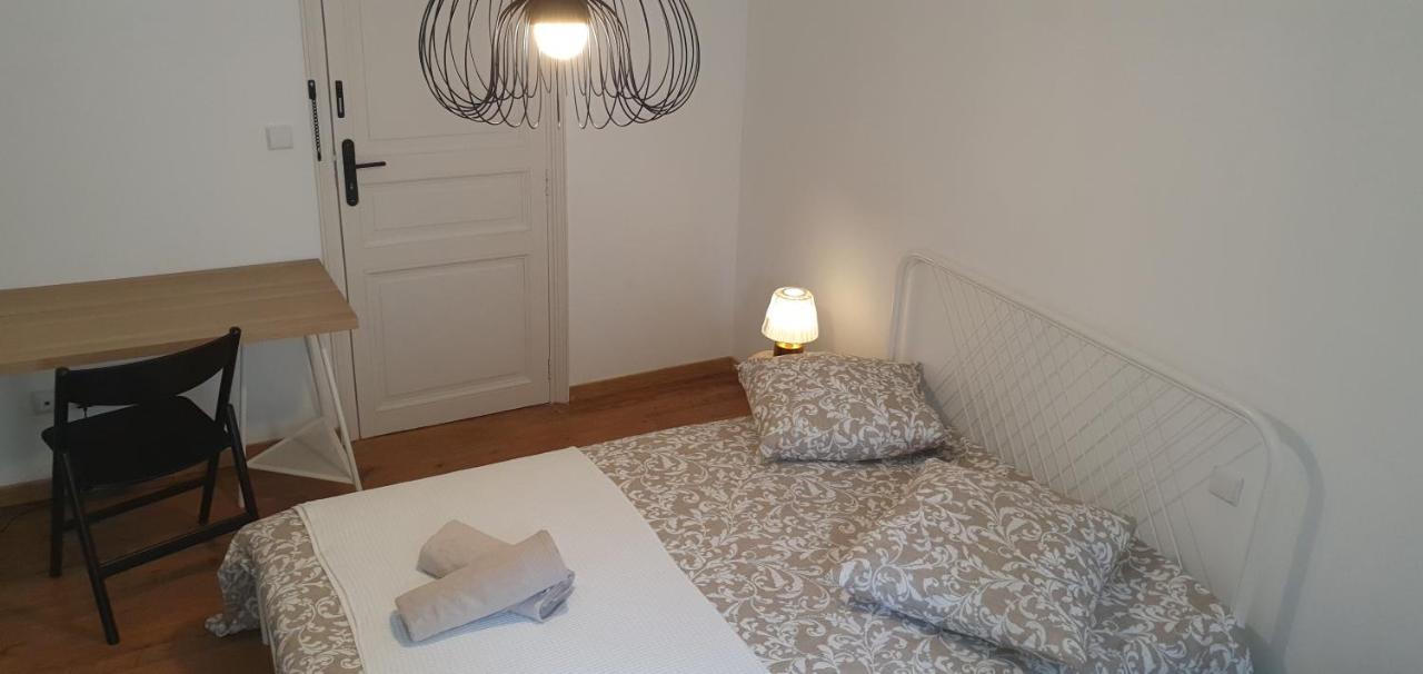 SANTOCHA : appartement en plein coeur de ville ! Carcassonne Extérieur photo