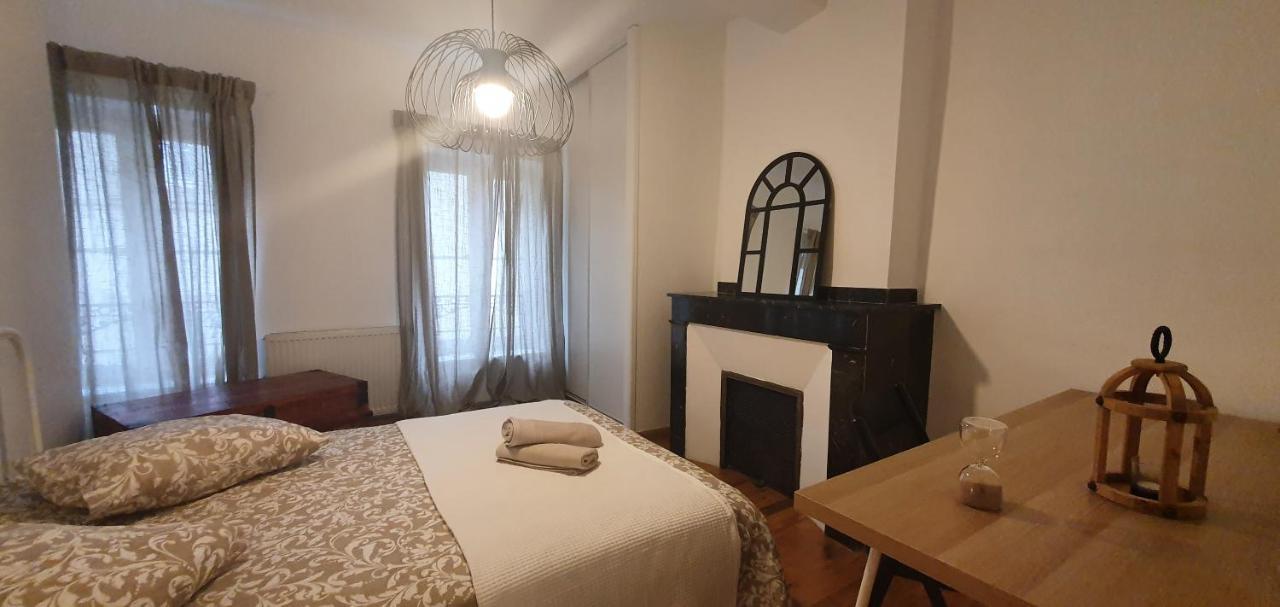 SANTOCHA : appartement en plein coeur de ville ! Carcassonne Extérieur photo